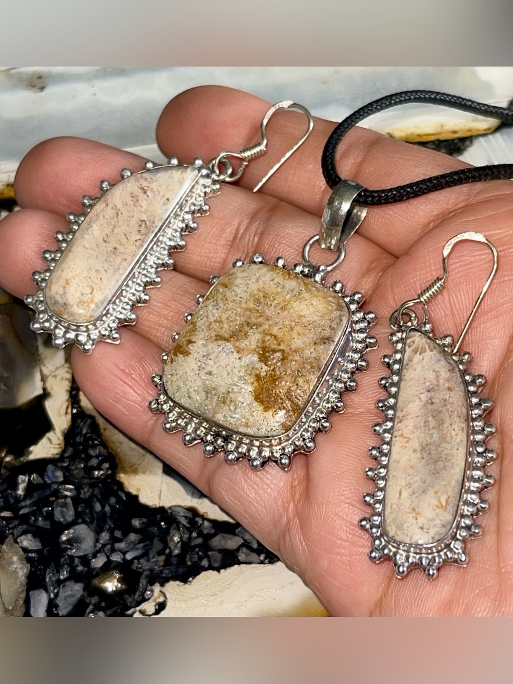 Agatized Coral Pendant & Earrings Set